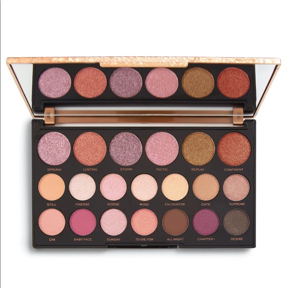 Revolution Eye Shadow Palette - Picture 2 of 2